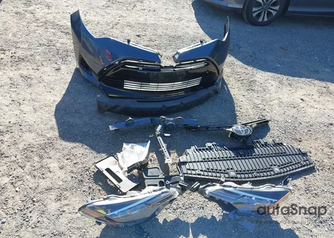 2018 Toyota Corolla Le из США, поврежденный, VIN 2T1BURHEXJC997002